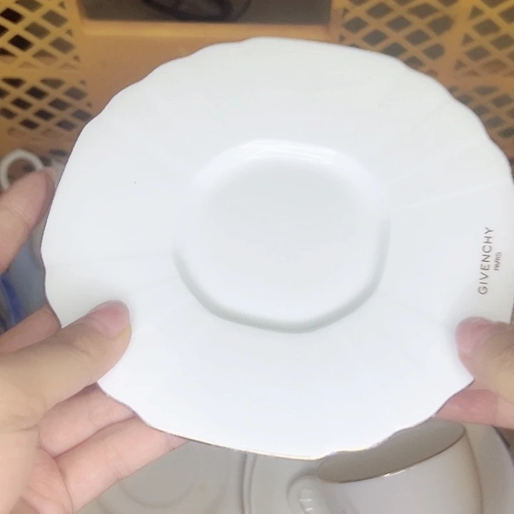 宝***儿茶盏Ffddyhjhhdfhjfujfhjhu