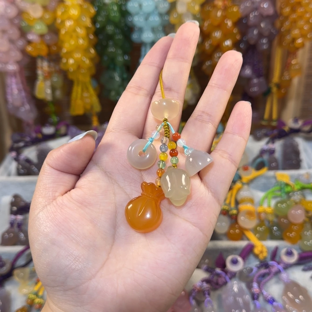 玛瑙/玉髓未镶嵌手机挂件
