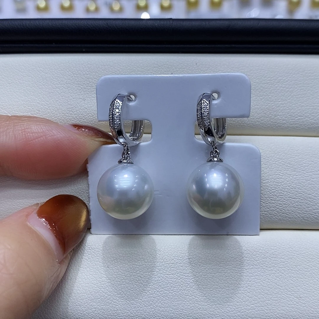 耳饰海水珍珠18K金镶嵌12到13点位澳白
