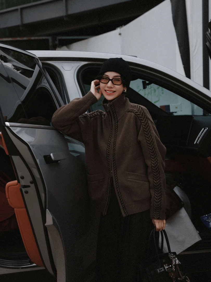 TT设计师【都市岛屿】日系高级感松弛感全羊毛针织勾花毛衫TT190844