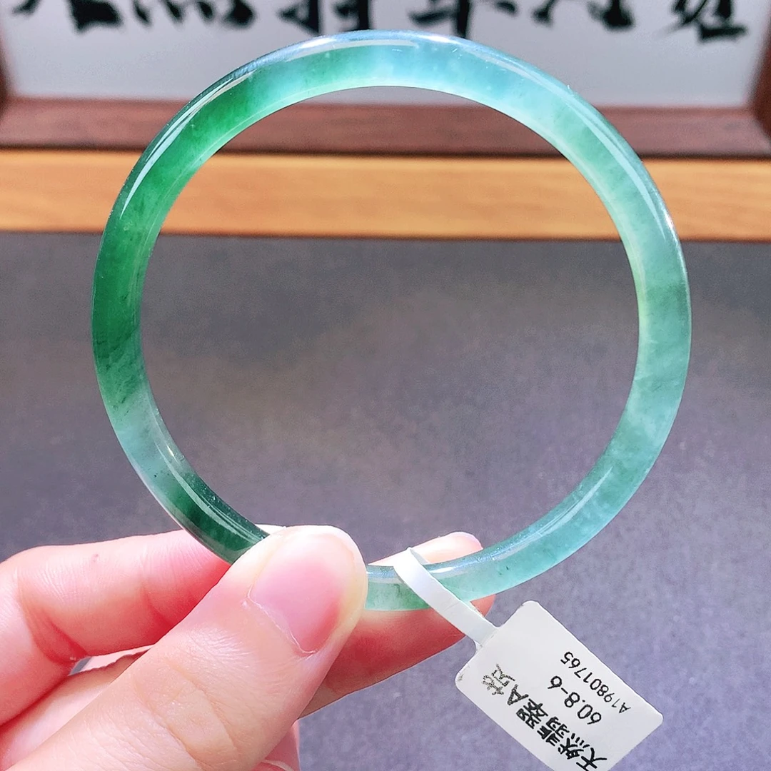 翡翠未镶嵌手镯天然翡翠