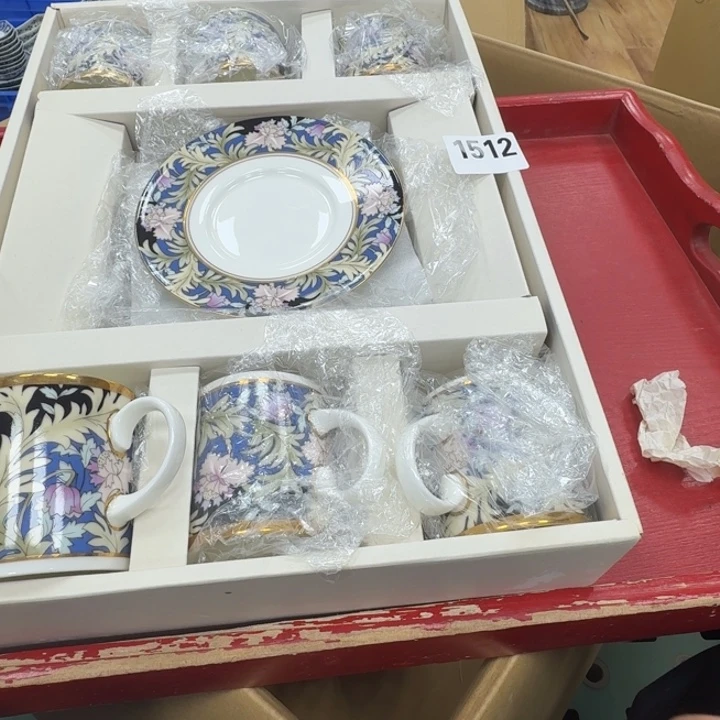 瓷片工艺品摆件瓷器摆件666