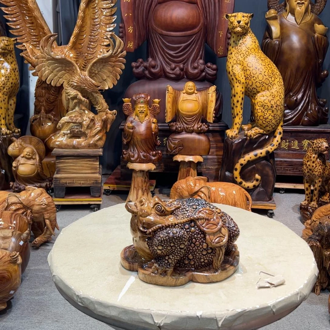 香樟木宝香樟木材质金蟾摆件