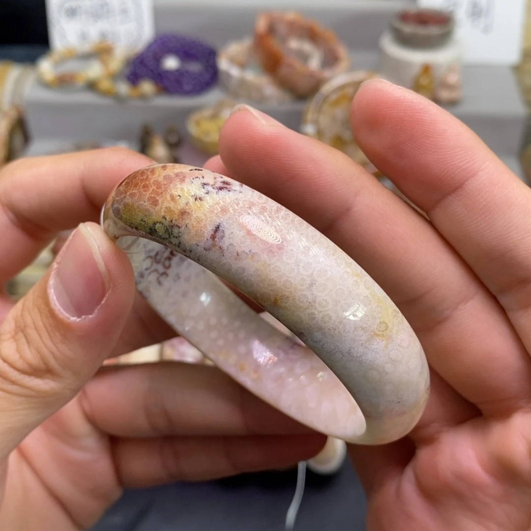 硅化玉未镶嵌手镯58