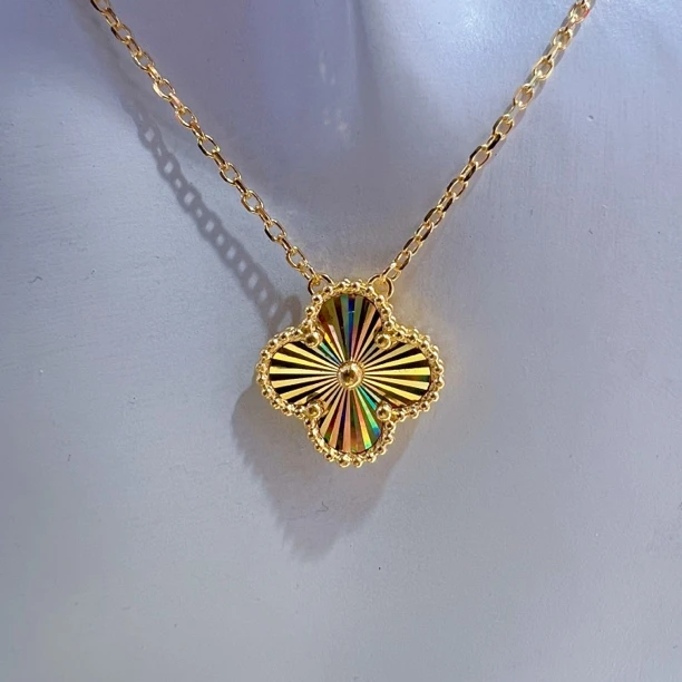 炫彩镭射四叶草水贝柜台现货黄金足金999财富金条悦己好物T