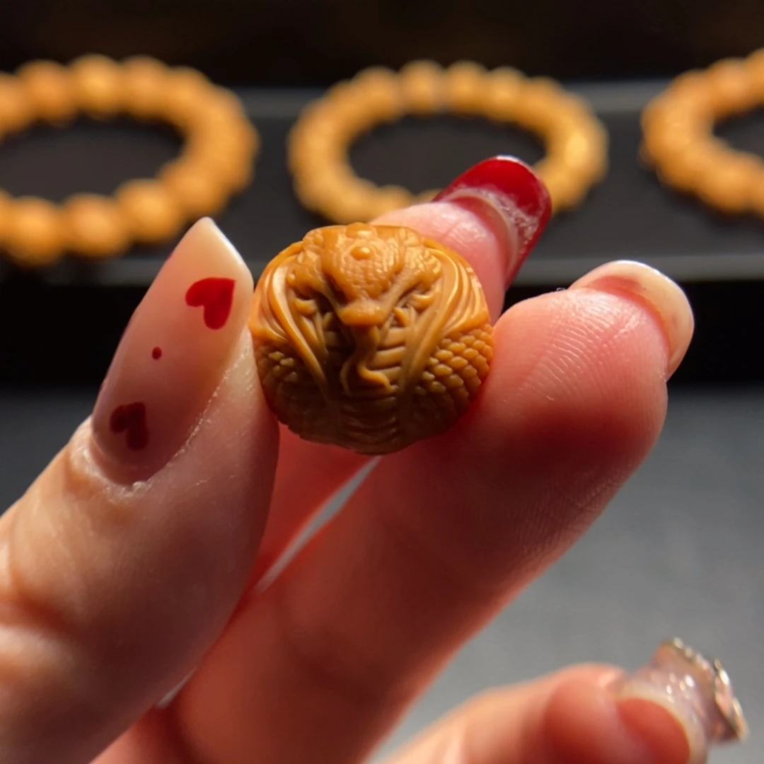 猴头核桃手串蛇王