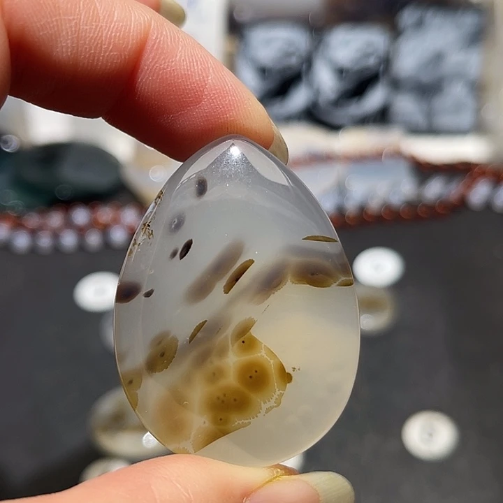 玛瑙/玉髓未镶嵌吊坠(不含链)