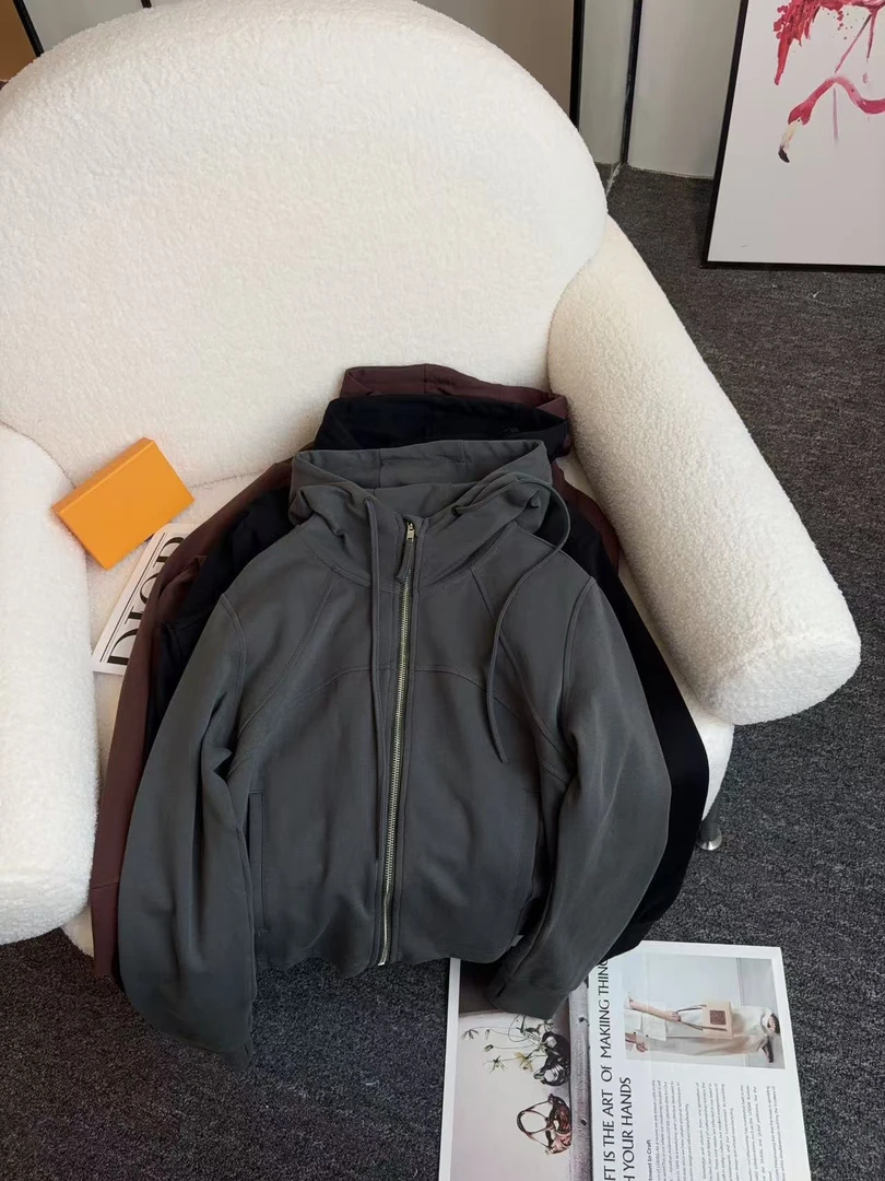 长袖连帽卫衣外套