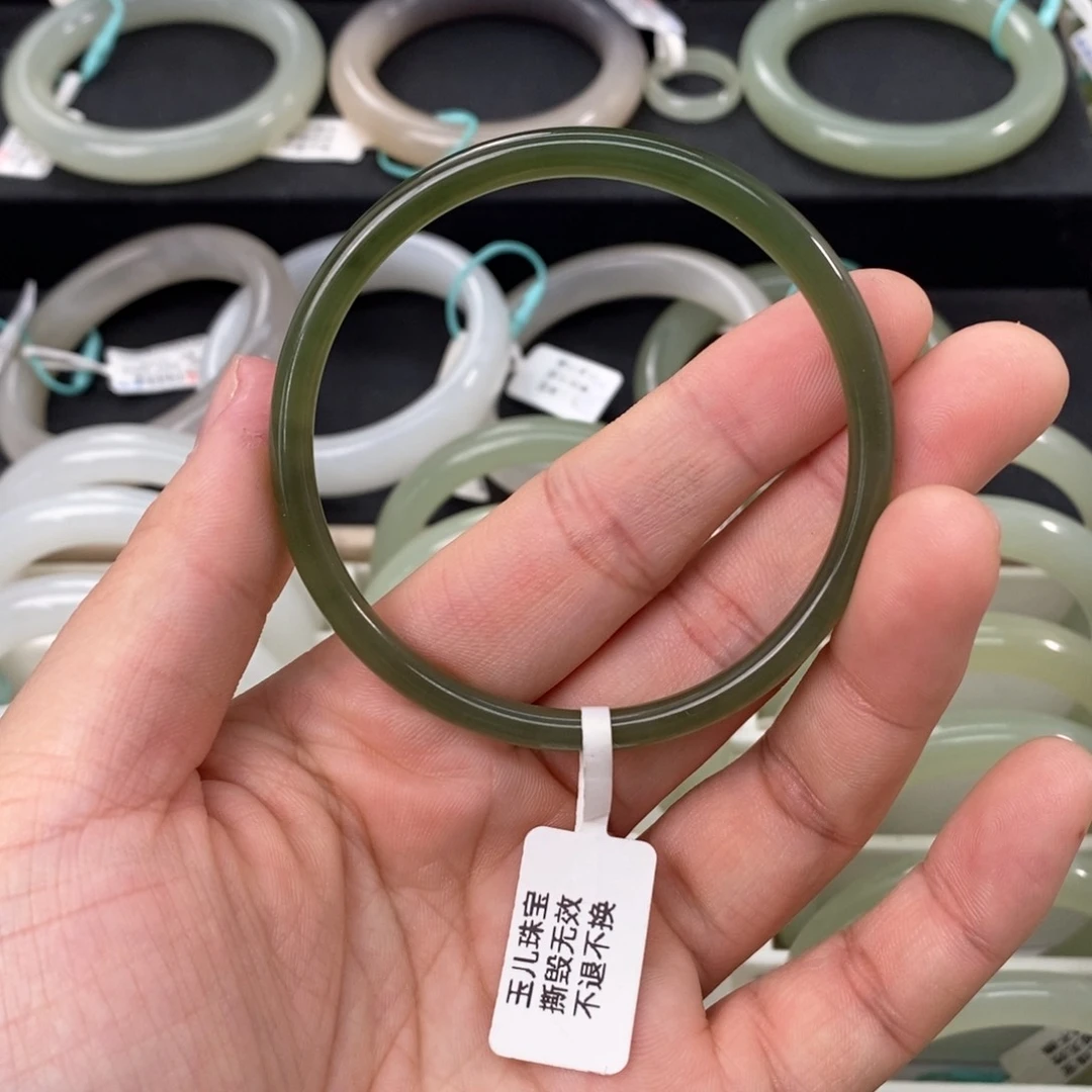 和田玉手镯未镶嵌57.58