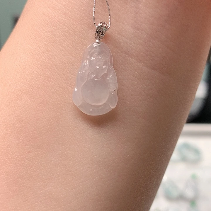 翡翠挂件18K金镶嵌