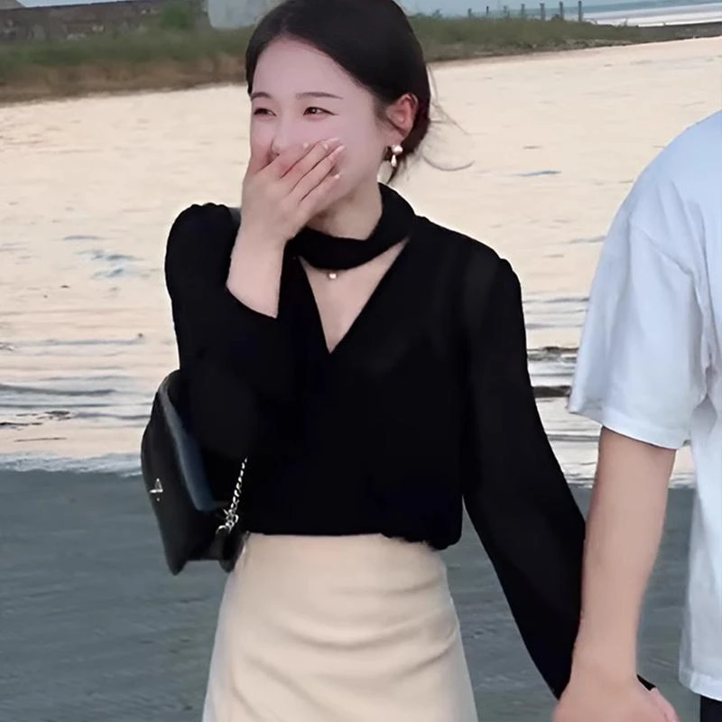 2025春秋季新款女士法式黑色v领衬衫小个子挂脖飘带气质雪纺上衣