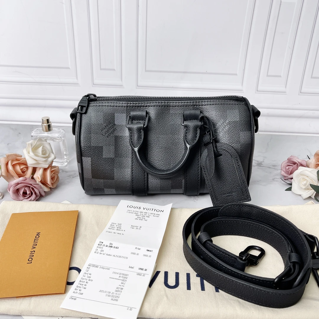 95新 LouisVuitton/路易威登 keepall25黑色数码方块棋盘格单肩包