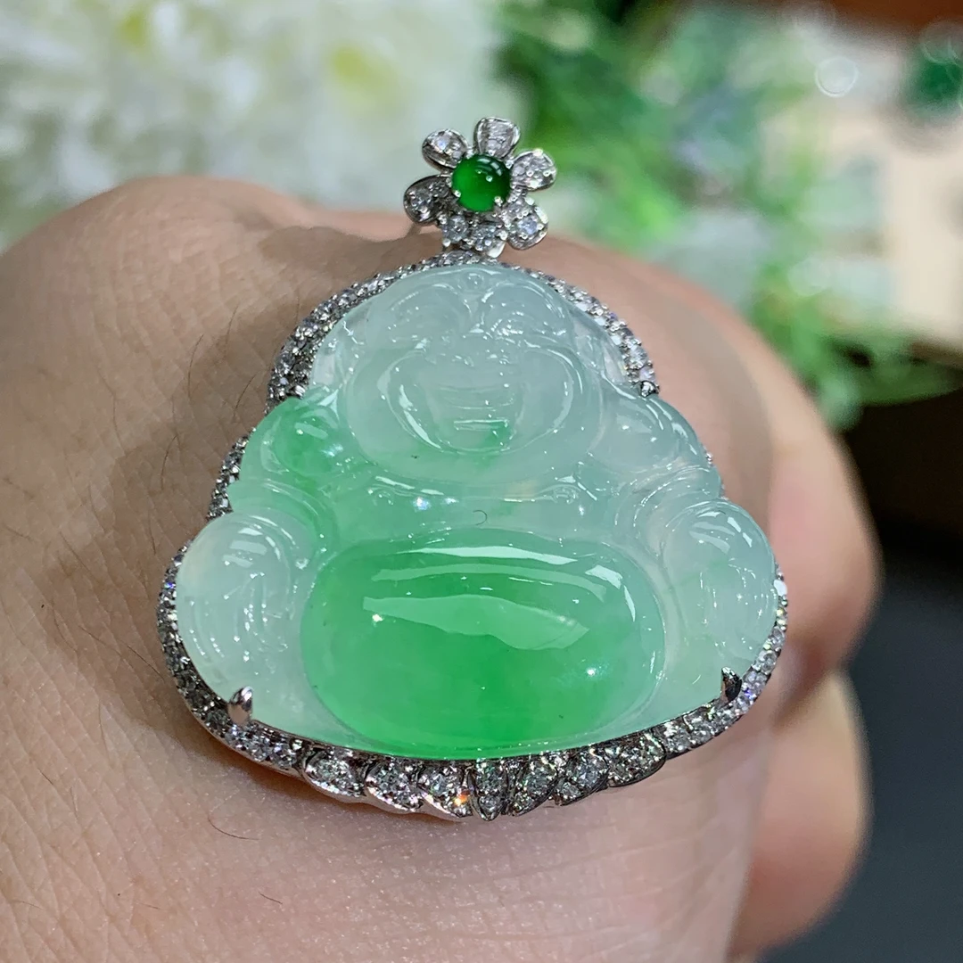 尺寸33.2×27.1×10缅甸天然翡翠A货18k金冰胶正阳绿佛公吊坠