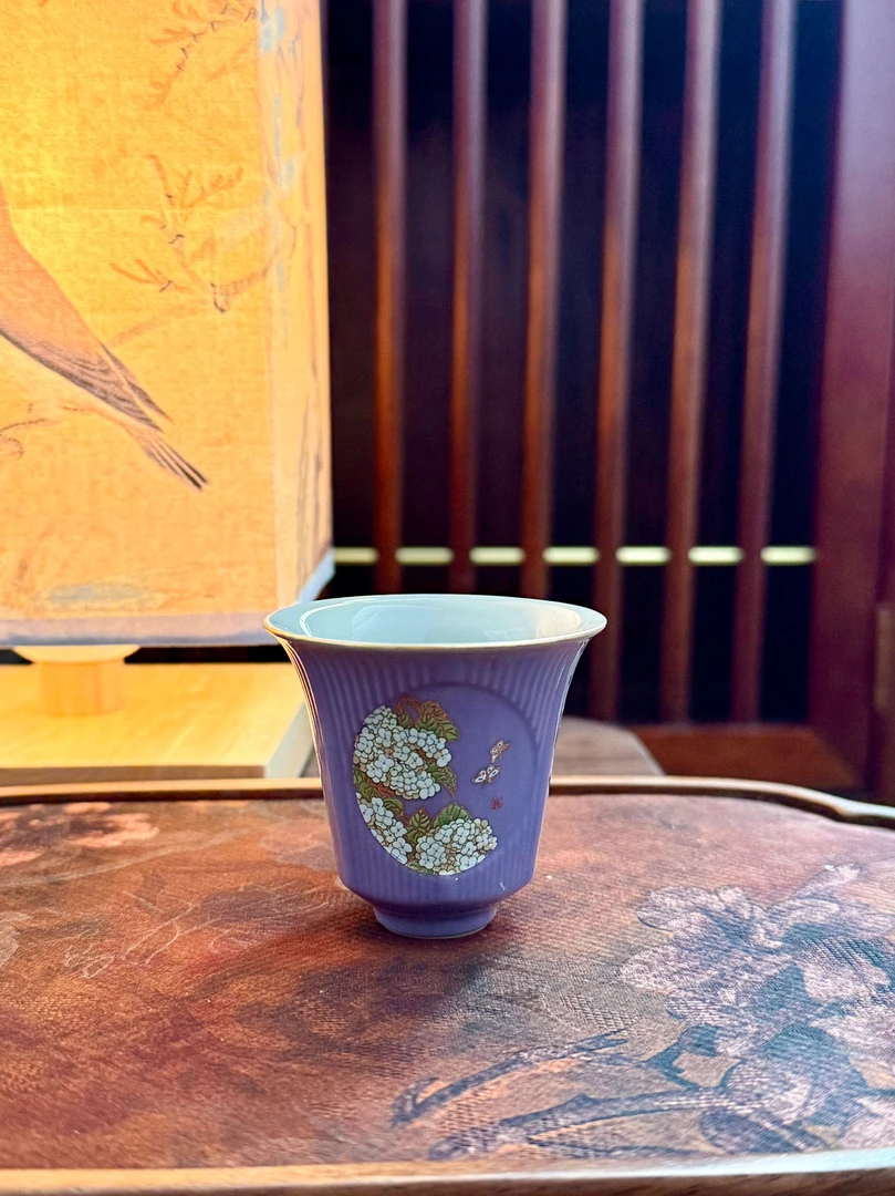紫菂色品月茶杯