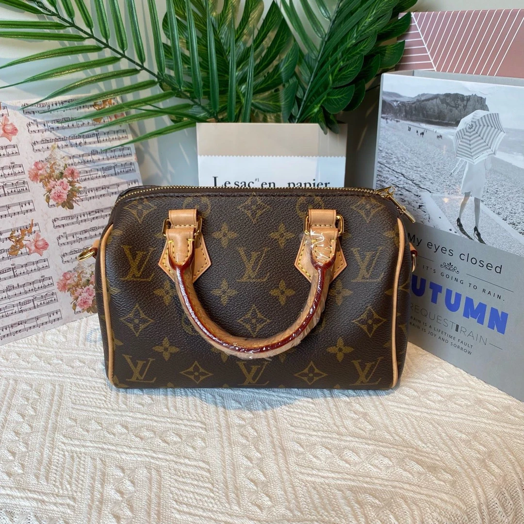 99新 LouisVuitton/路易威登 老花sp20 老花speedy20斜挎包芯片款