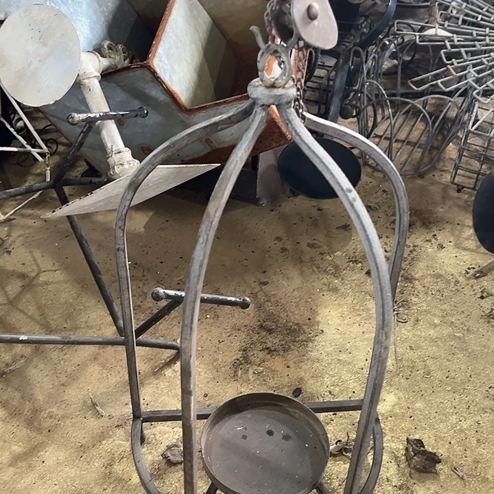 户外运动场和体育设施等