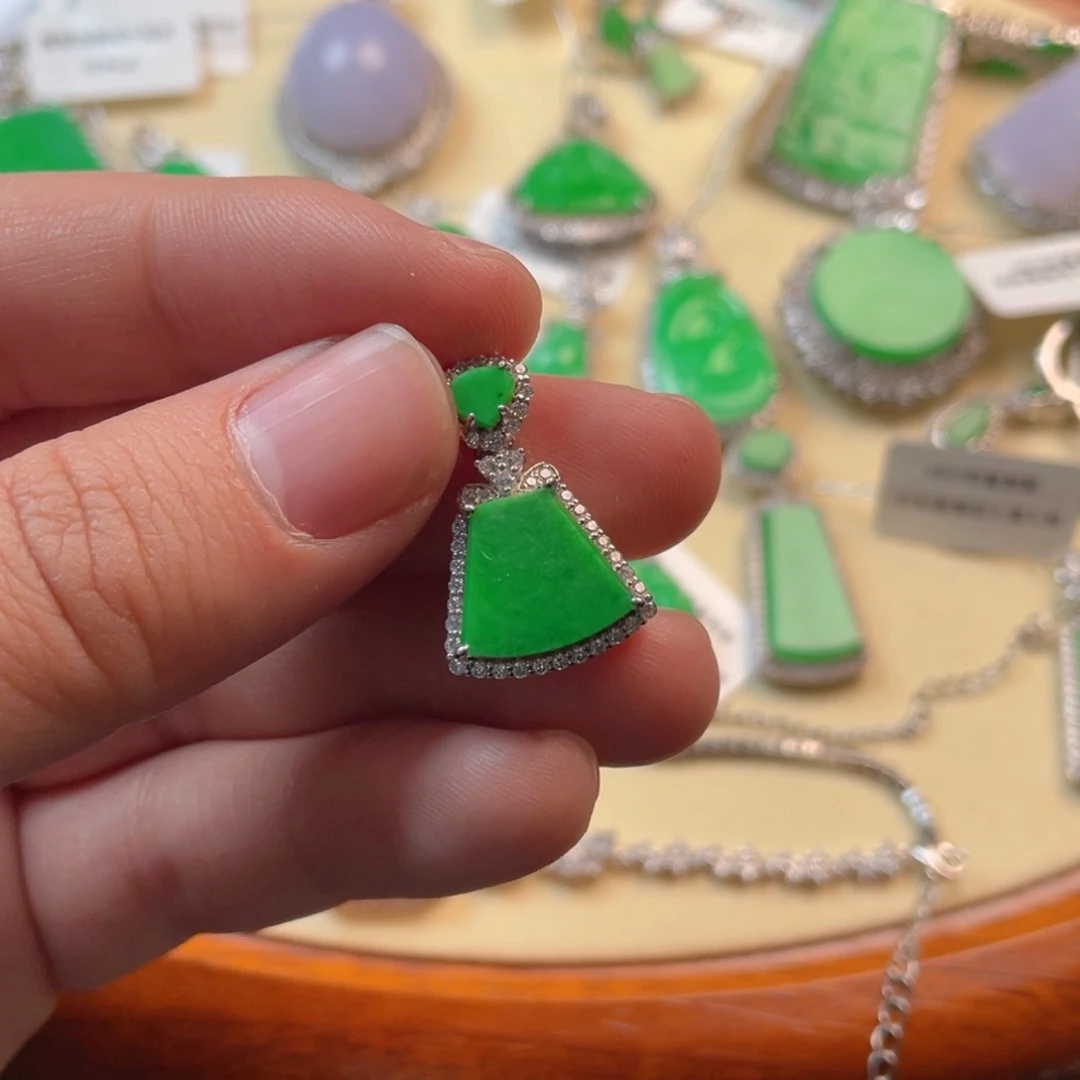翡翠吊坠(不含链)银S925镶嵌