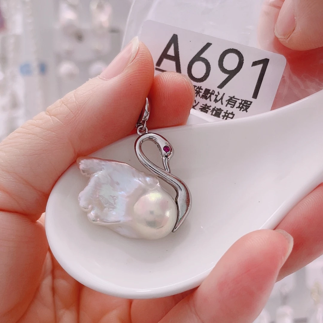 颈饰未镶嵌淡水珍珠小*