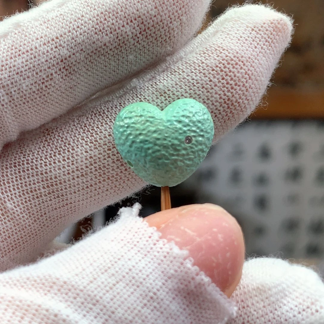 绿松石未镶嵌挂件