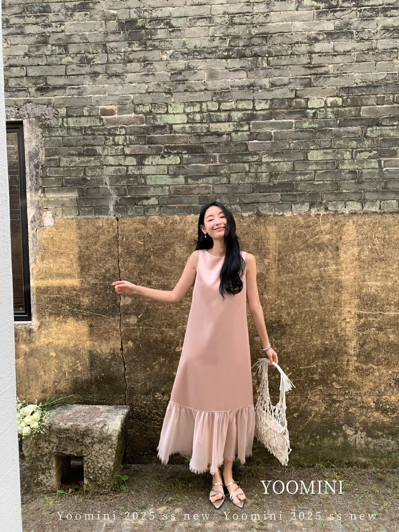 18040法式气质无袖鱼尾连衣裙花苞设计显瘦长裙