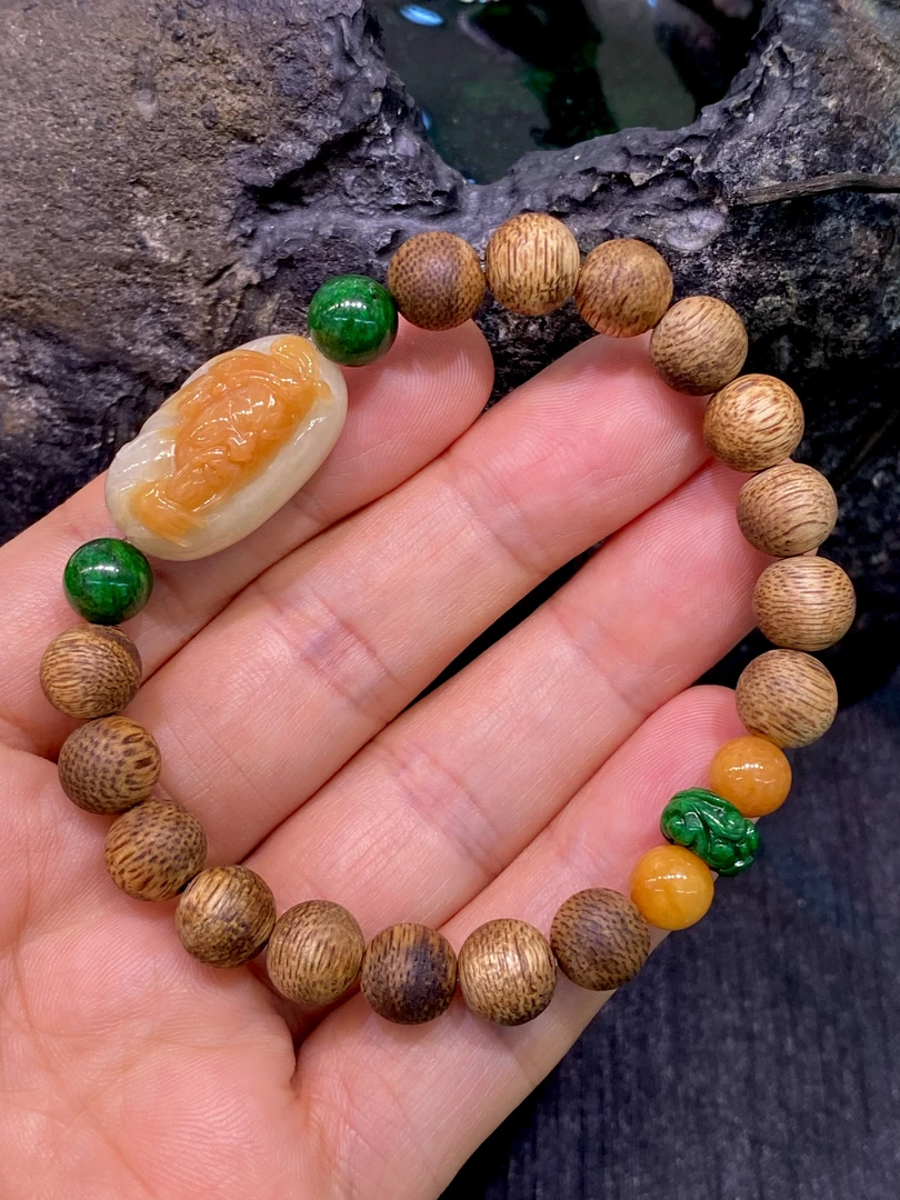 三彩翡翠关云长手串