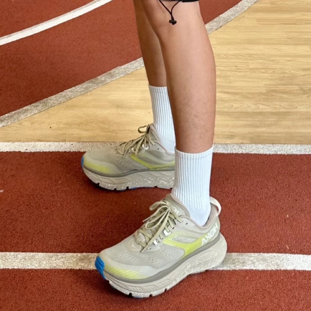 95新 maje jp924 018077 Hoka 训练跑步鞋 37.5码