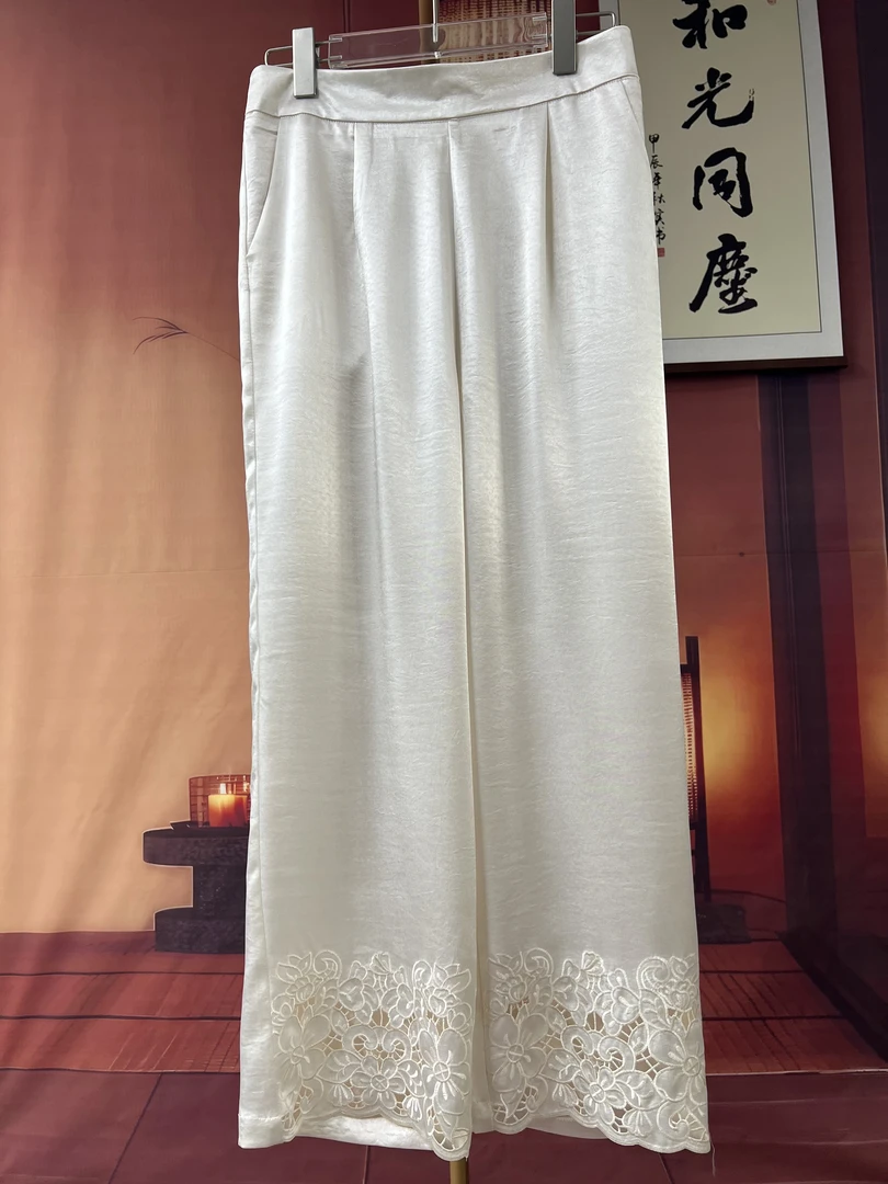 【断码】【花隐】春夏秋直筒裤常规镂空休闲裤提花绣花女士九分裤