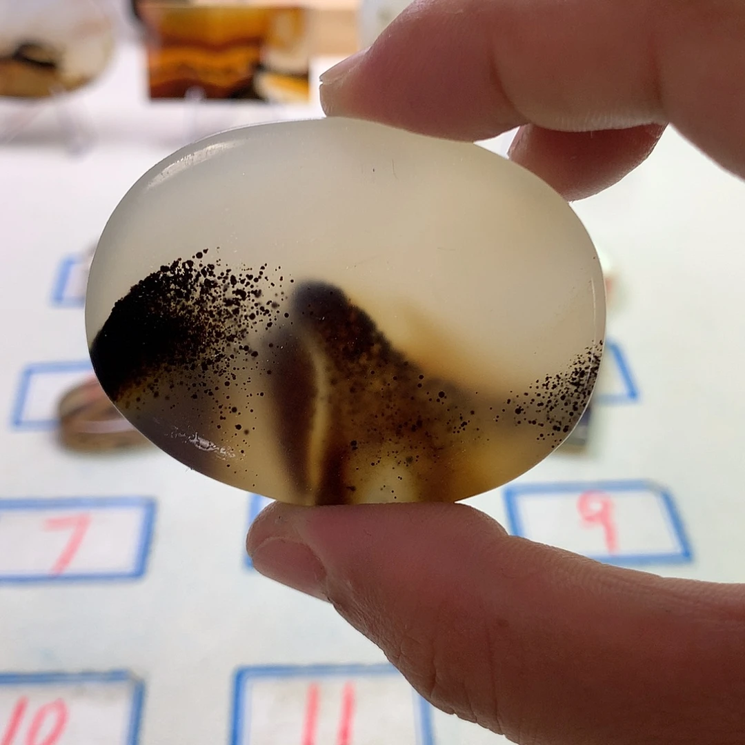 玛瑙/玉髓未镶嵌珠宝半成品