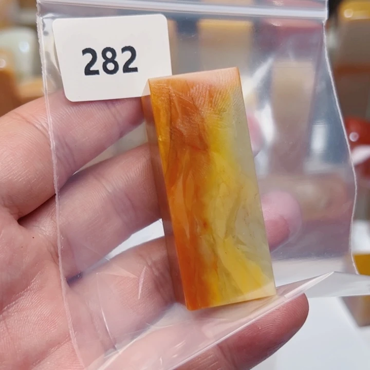 小***人老挝石老挝石北部黄