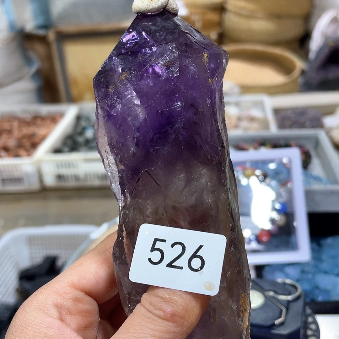 水晶摆件……未镶嵌