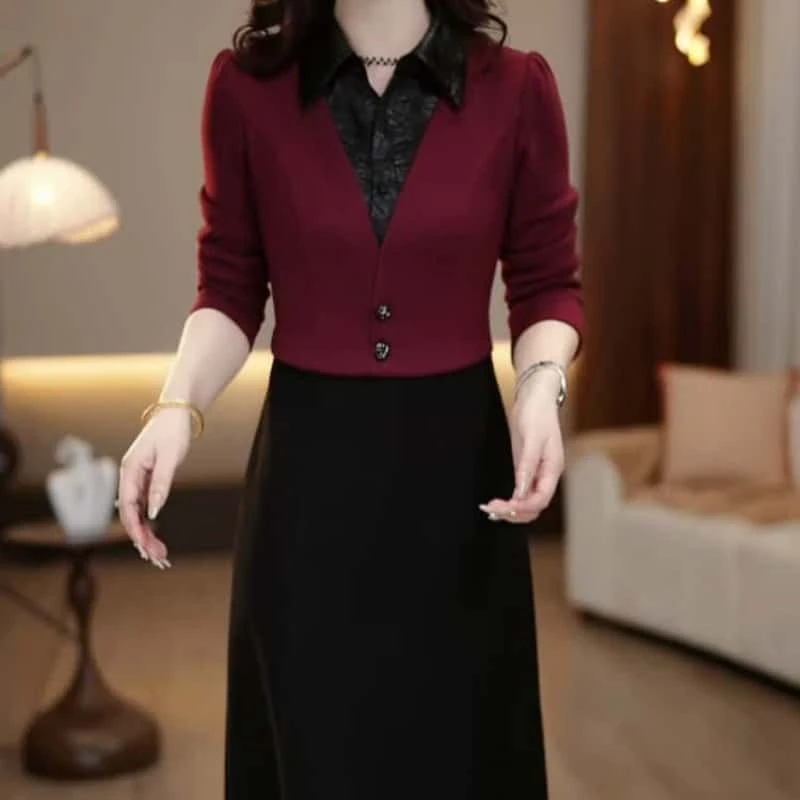 2024秋冬新款时尚复古纹理感衬衫领拼接修身显瘦收腰假两件连衣裙