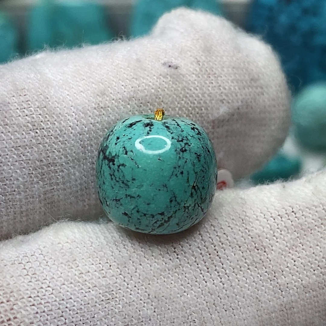 未镶嵌绿松石天然原矿 带武汉地大证书