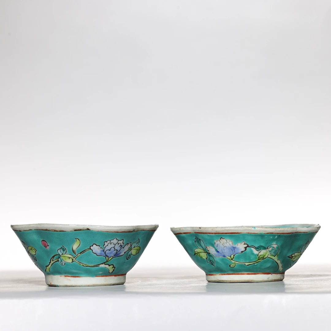 4247民国·松石绿地粉彩花卉纹盘一对【古董拍卖】