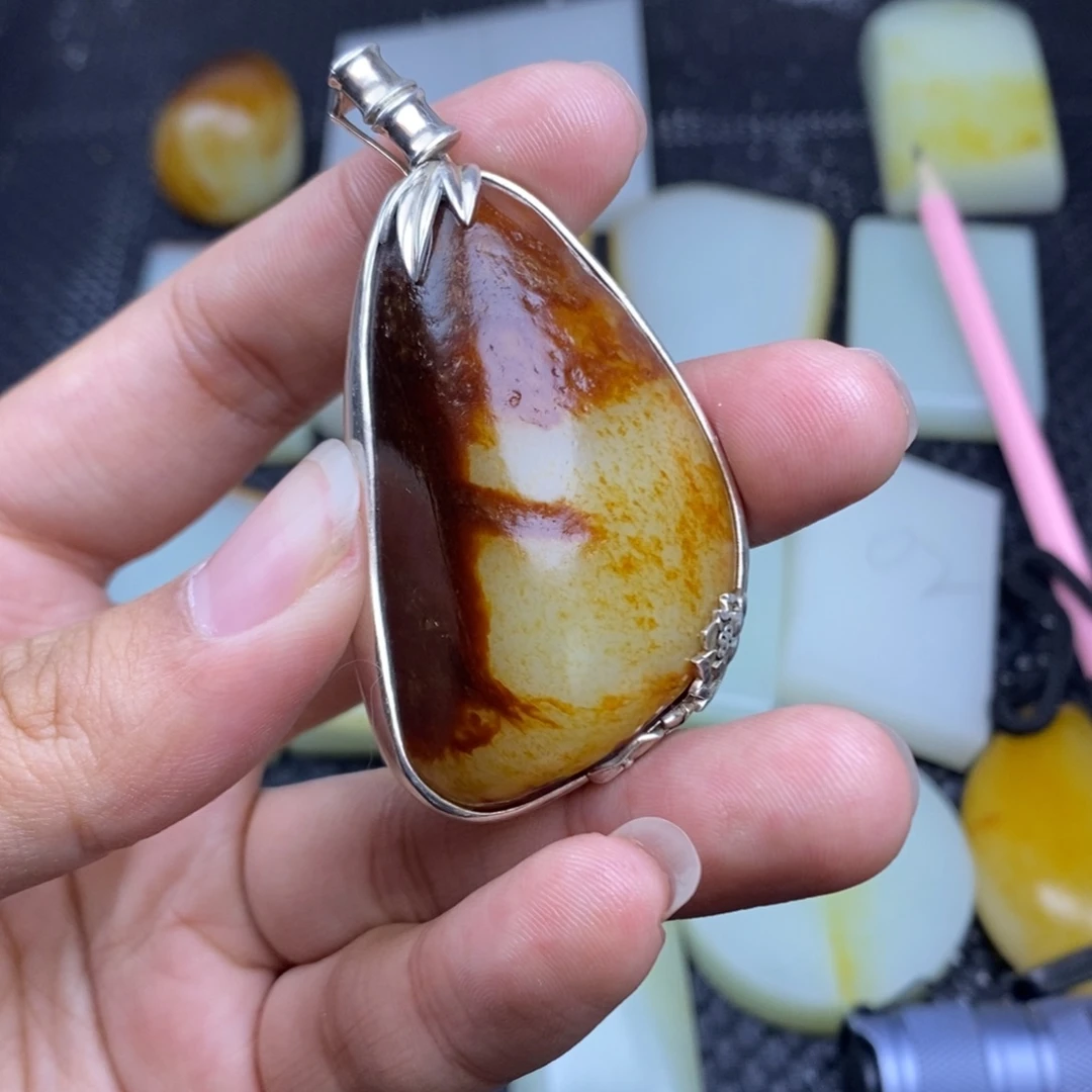 成***成定制和田玉未镶嵌定制