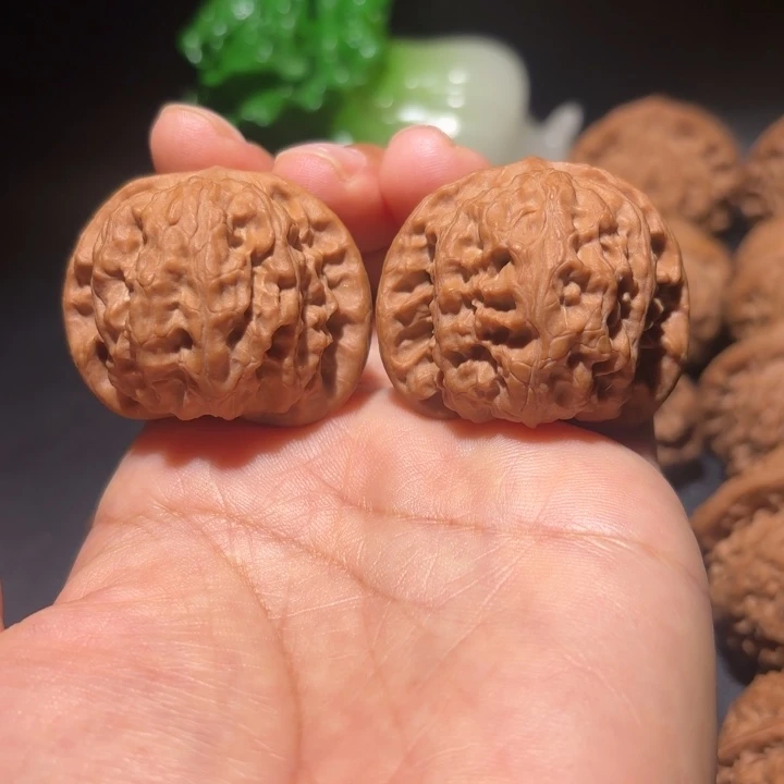 文玩核桃吊坠文玩核桃吊坠平顶41