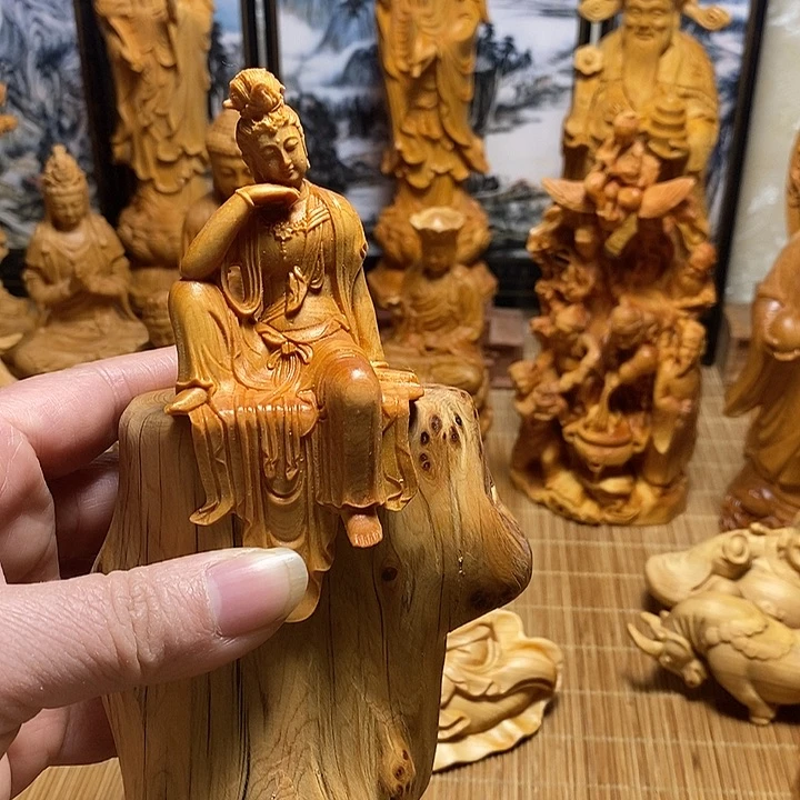 柏木（崖柏）自在加底座