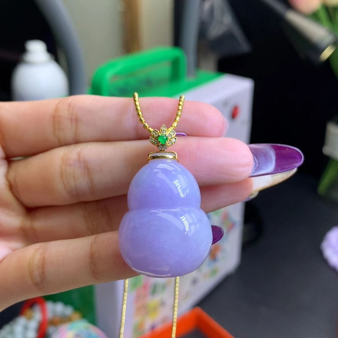 福***业翡翠18K金镶嵌颈饰