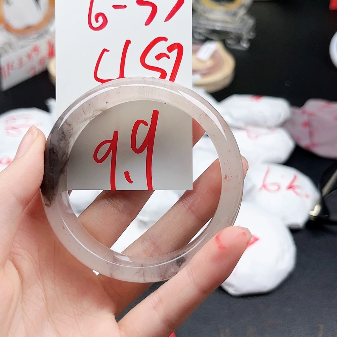 未镶嵌手镯石英质玉6.33