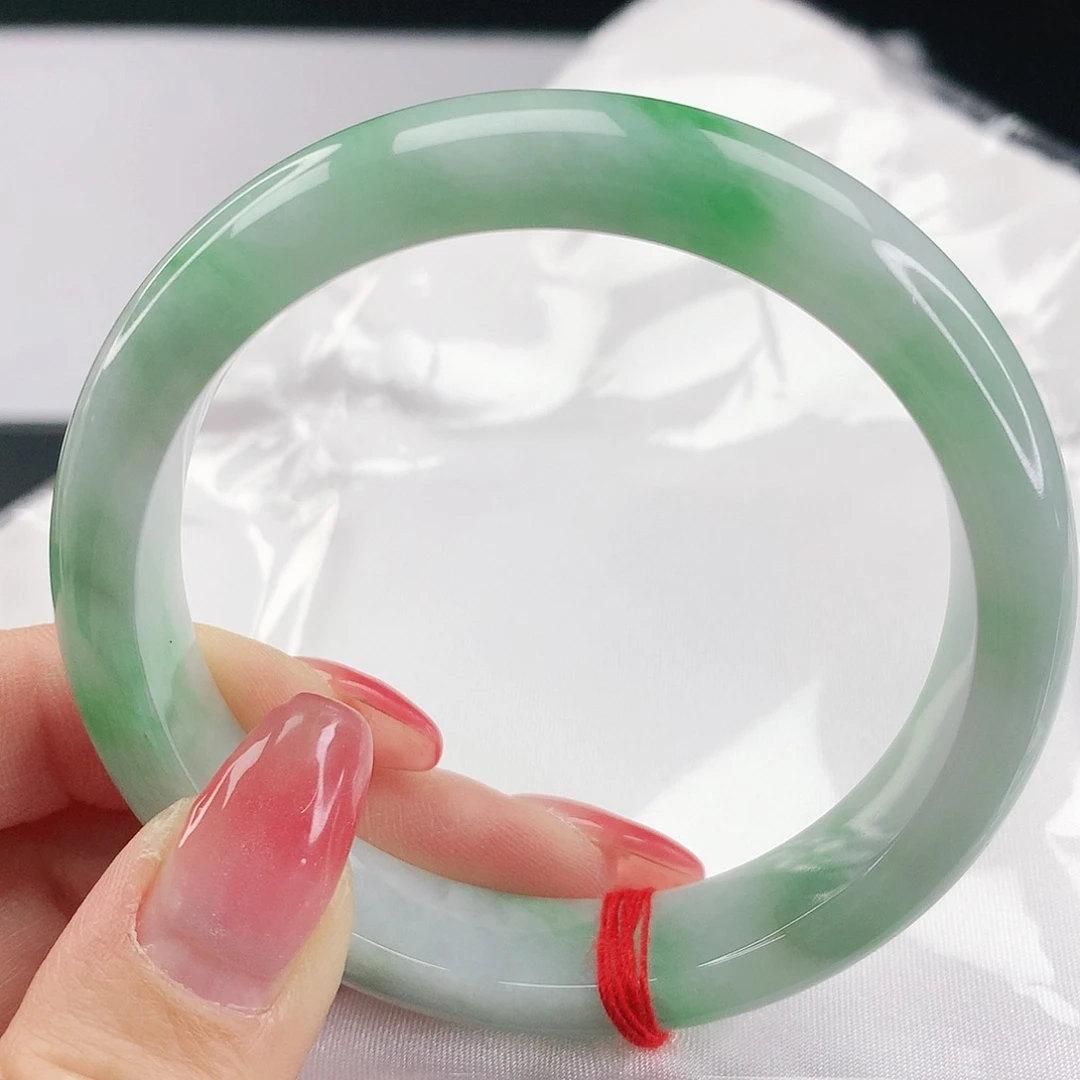 翡翠手镯未镶嵌翡翠022