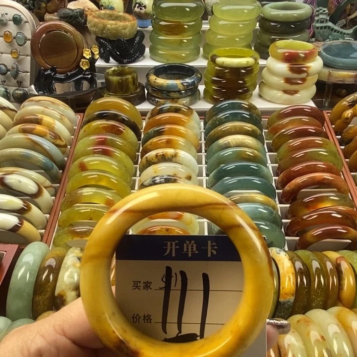 蛇纹石玉未镶嵌手镯50.6