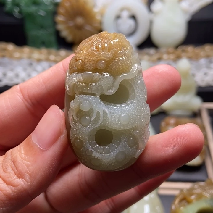 颈饰未镶嵌和田玉远**你