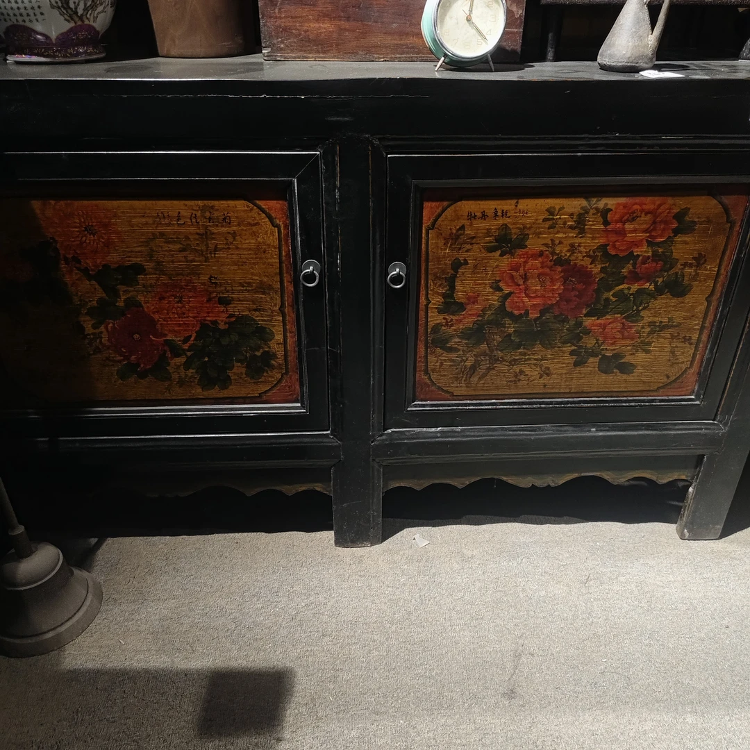 彩漆牡丹花老柜子