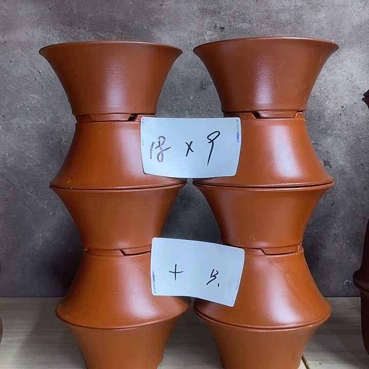 紫砂花盆我在外面