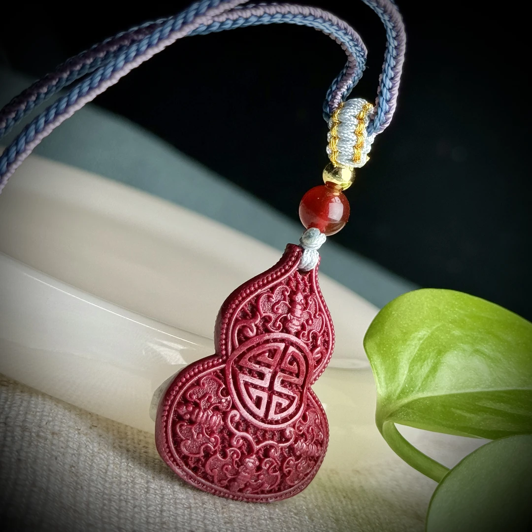天然辰砂D022天然朱砂宝葫芦吊坠23×27×9.5mm 7.8克