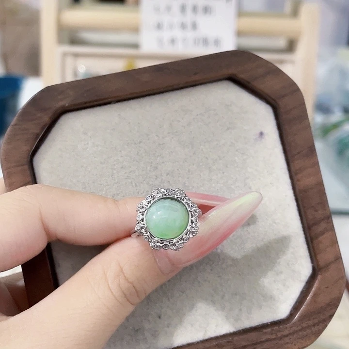 翡翠未镶嵌颈饰天然翡翠Ａ货