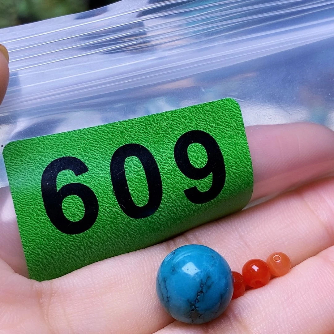 未镶嵌南红玛瑙珠宝奇石
