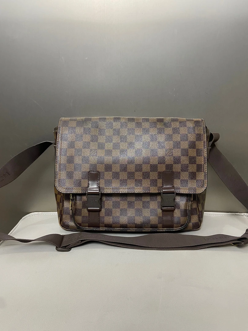 95新 LouisVuitton/路易威登 lv棕棋盘格双扣翻盖邮差包tt004