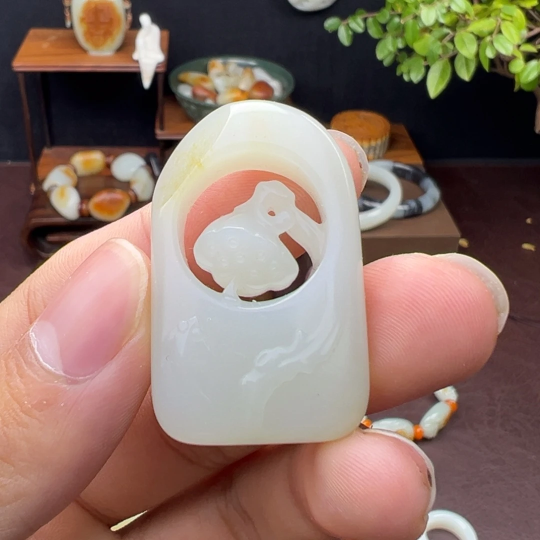 和田玉未镶嵌吊坠(不含链)和田玉喜事连连