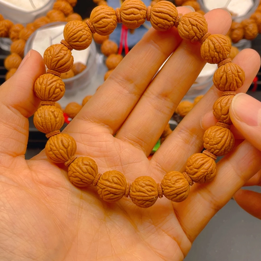 吊坠桃核满天星14尺寸捡漏