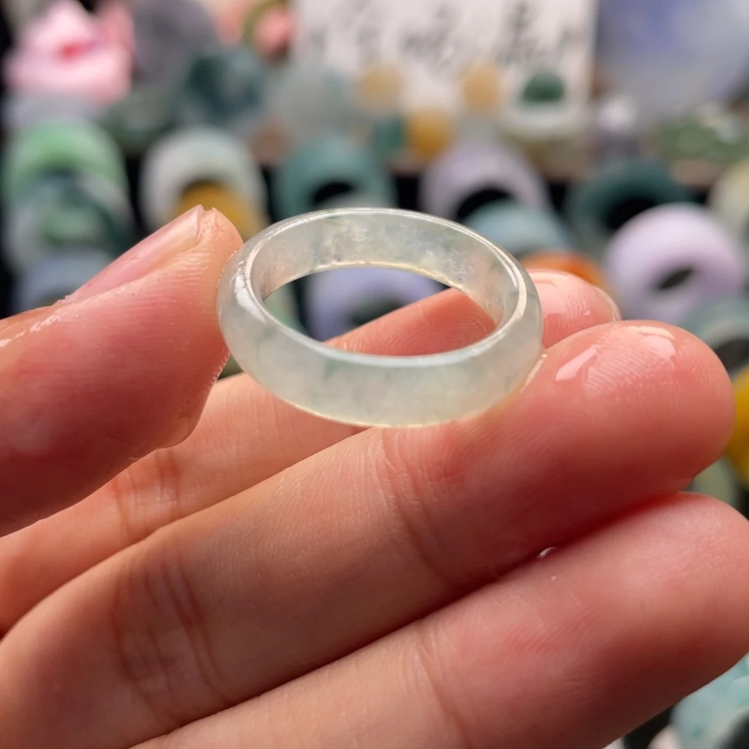 定制翡翠未镶嵌  冰飘绿